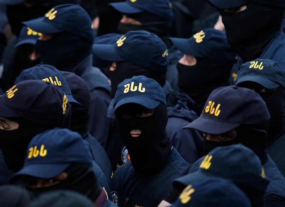 А ведь доживём до того дня, когда профессия учителя исчезнет вовсе. В Европе уже сейчас